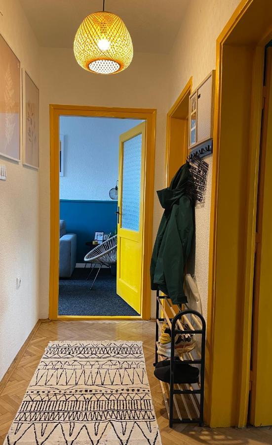 Cozy Bright Central Prishtine Bagian luar foto