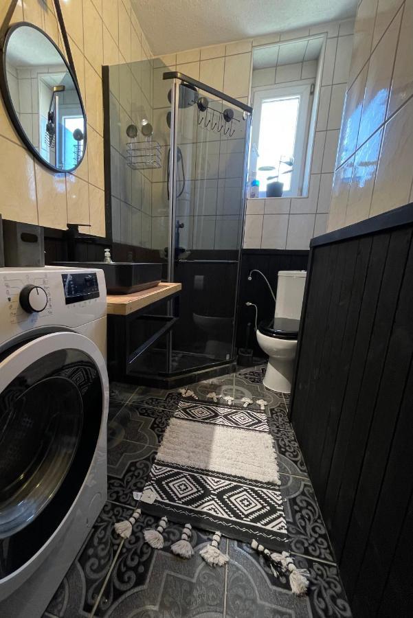 Cozy Bright Central Prishtine Bagian luar foto